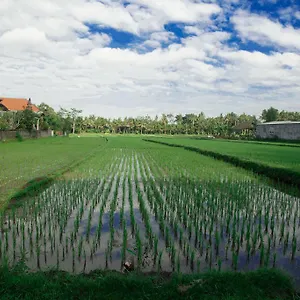 2* Guest house Canang Sari House
